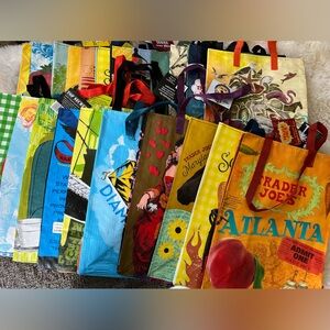 22 Trader Joe’s state bags. All are New. A couple do not have tags.